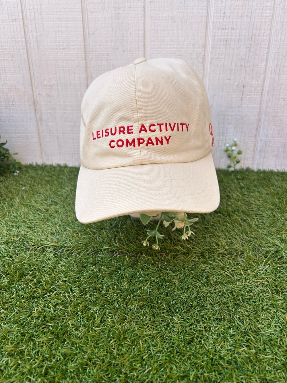 Brixton women Cream Baseball Cap with Subtle Embroidered Logo one size like new - Picture 2 of 16